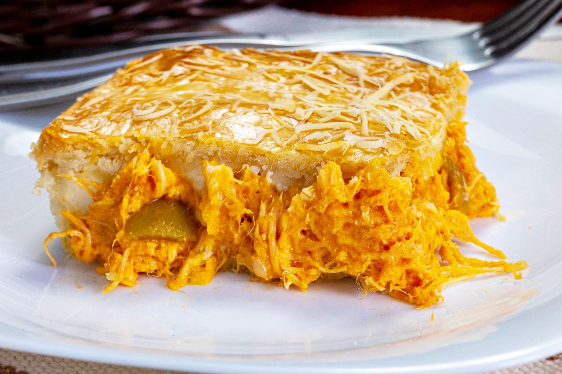 Empadão de Frango c/ Requeijão
